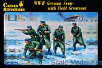 CMH069 WWII German Army with Field Greatcoat