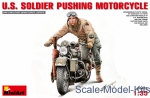 MA35182 U.S. Soldier Pushing Motorcycle